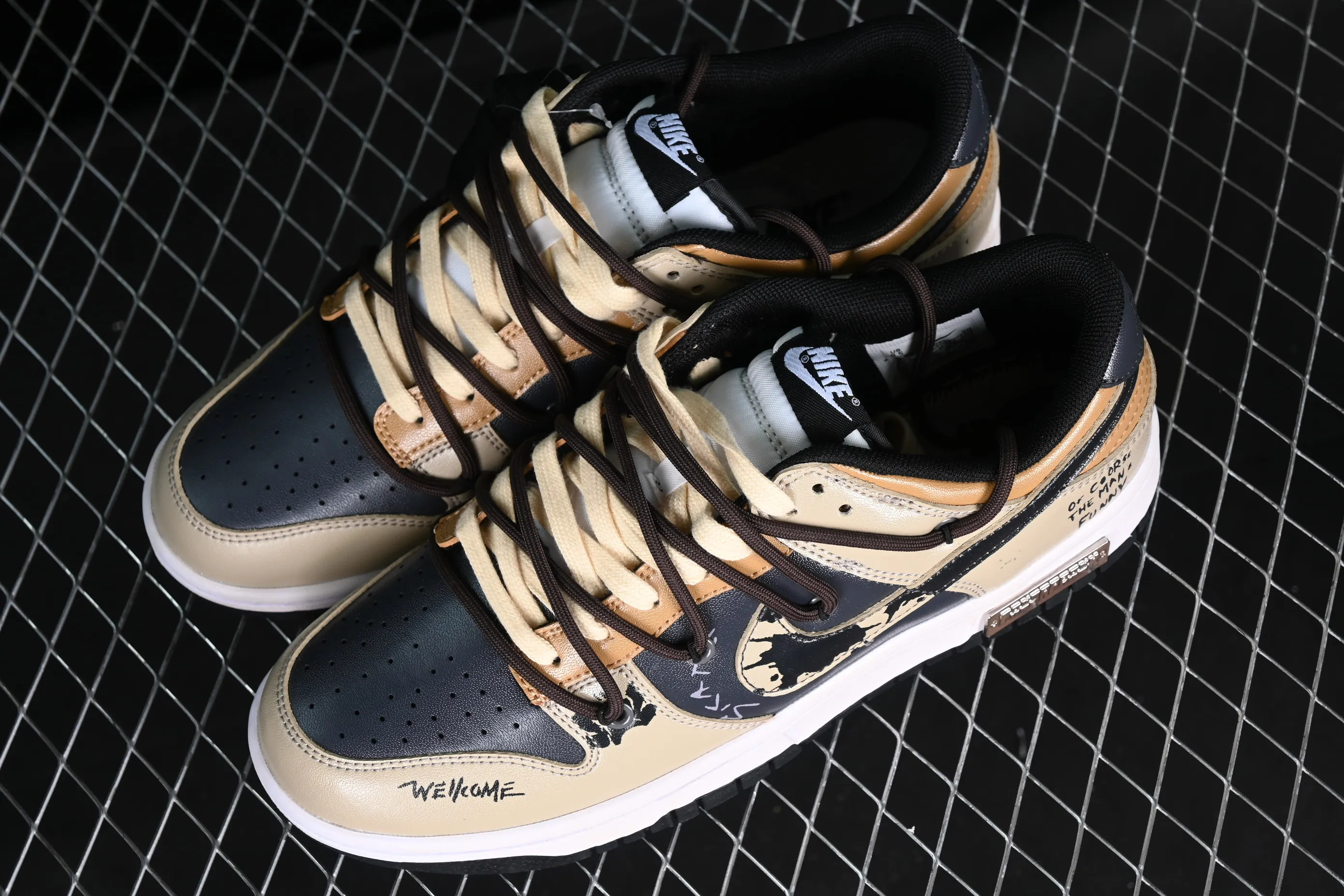 All Categories Nk SB Dunk Series Nk SB Dunk Low Low-top sneakers Customized large box Nk Dunk Low Panda Prank-Sliding Track SB strap low-top casual sneakers DD1391-100